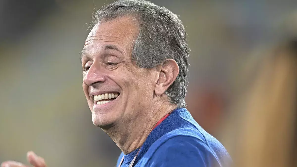 Nova Era no Ninho: Plano de Bap para a Base Foca em Recordes de Vendas e Revelações