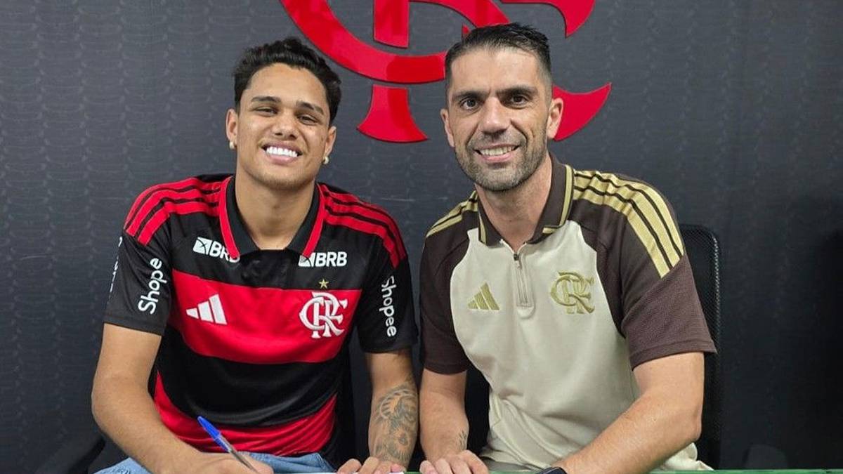 Novo reforço na Gávea: Flamengo sela contratação da joia Juliano Viana por três temporadas