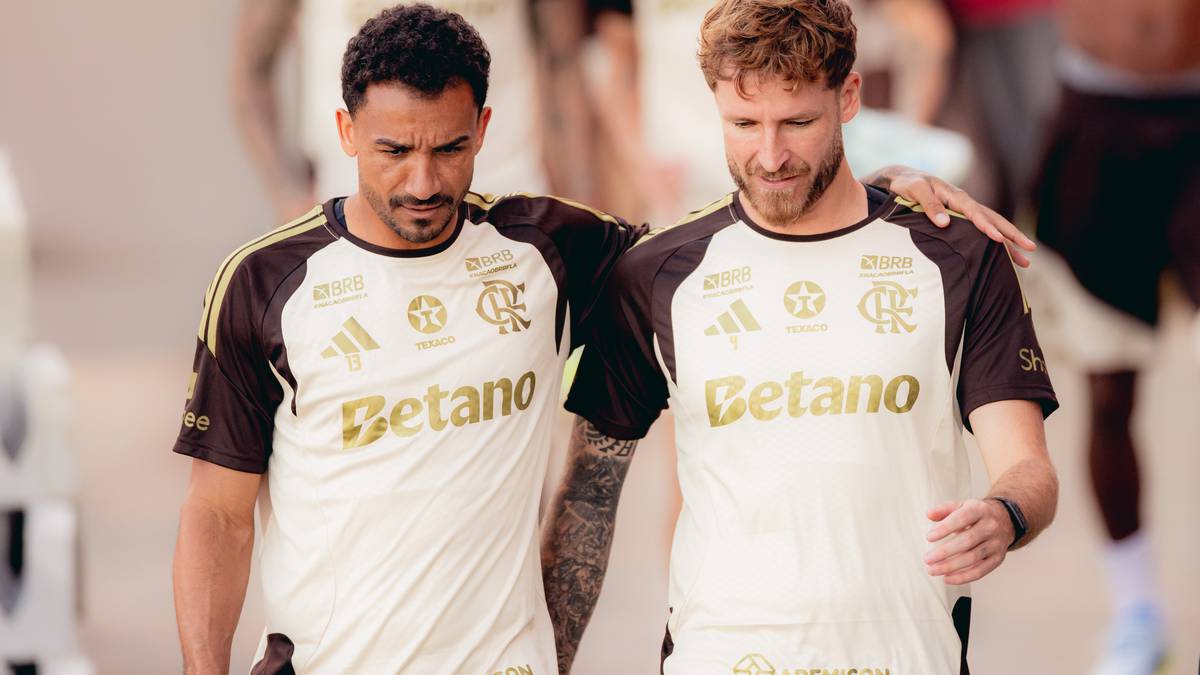 DANILO REVELA: FILHO DE 7 ANOS É TRICOLOR E TORCE PARA O FLU