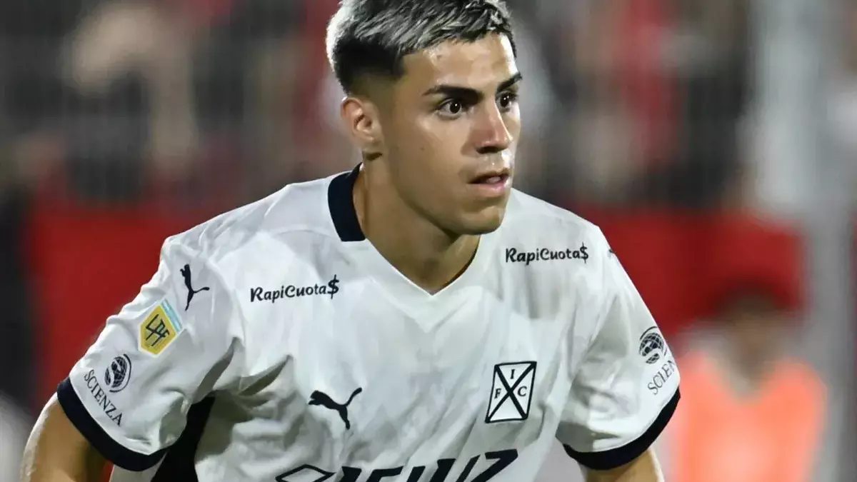 Flamengo encerra busca por Alex Luna e prioriza renovação de pilares do meio-campo