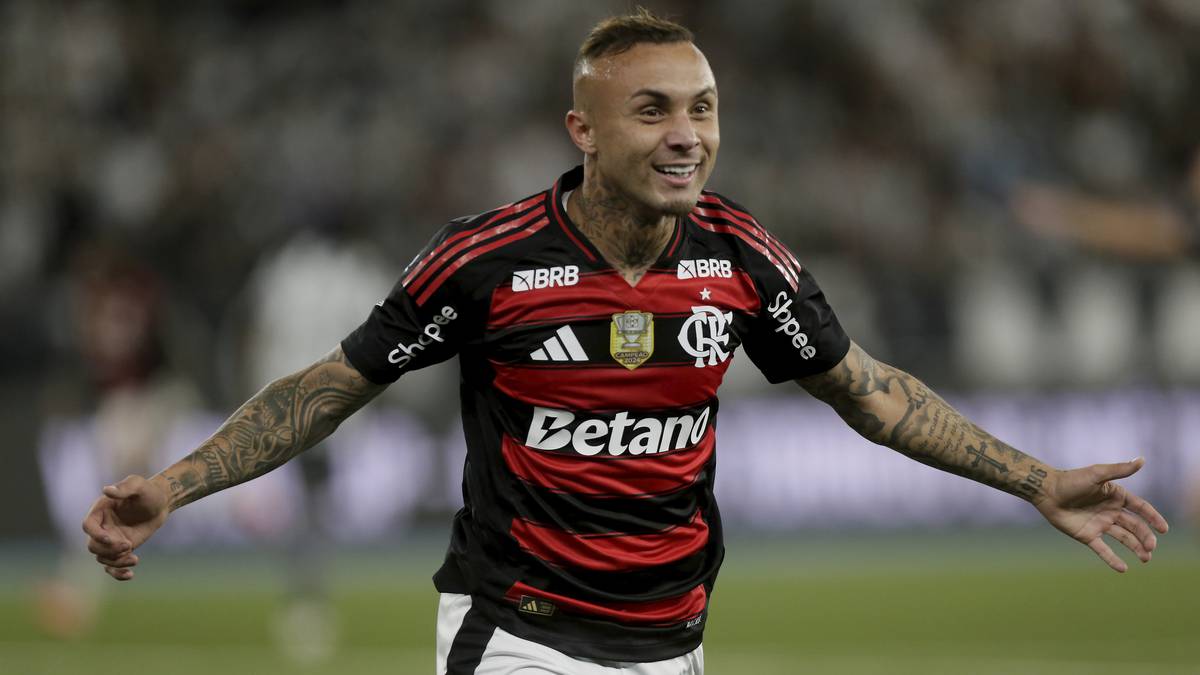 Futuro de Everton Cebolinha: Proposta do Botafogo agita bastidores, mas Europa é prioridade