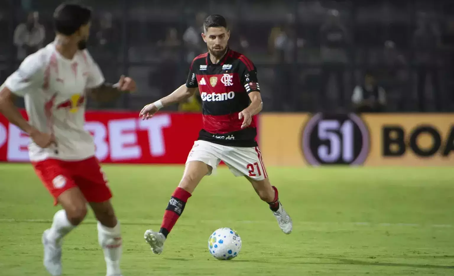 Flamengo recebe o Red Bull Bragantino no Maracanã pela Série A