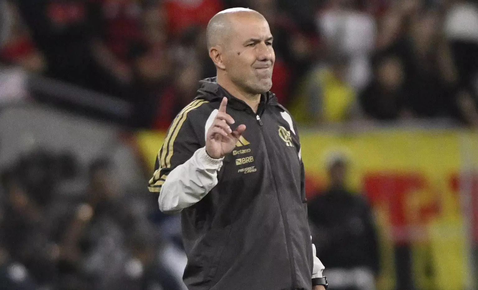 Flamengo recebe o Bragantino no Maracanã com desfalques por suspensão