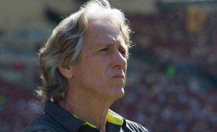 Flamengo estreia Jorge Jesus no Brasileiro, e jornais portugueses destacam 'casa cheia e impressionante'