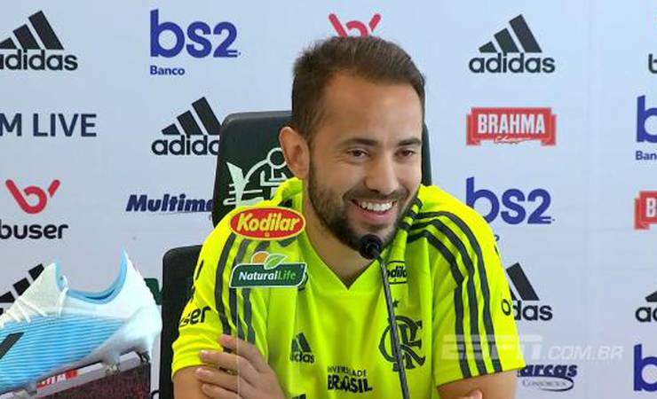 Everton Ribeiro, do Flamengo, pede "vitória a todo custo" diante do Grêmio