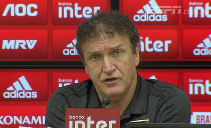 De Rossi, Kagawa, Filipe Luís, Juanfran... Jornal lista as contratações mais 'aleatórias' do mercado