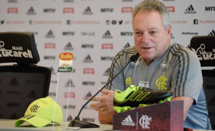 Abel revela que pediu um jogador do Cruzeiro e outro do Palmeiras para 'mudar a cara' do Flamengo; veja quem eram