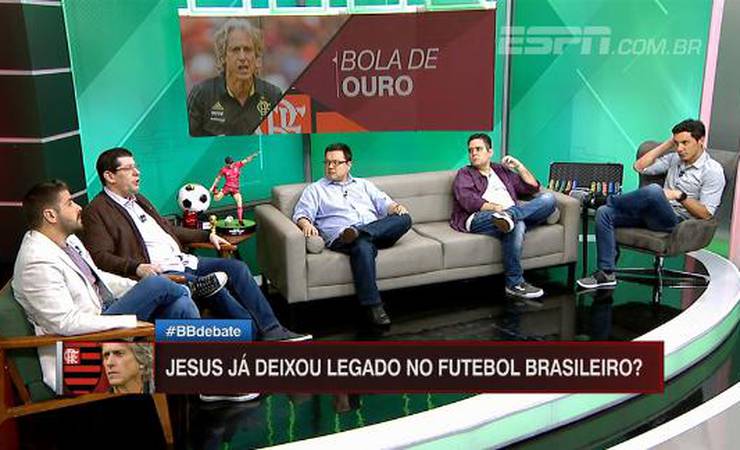 Em 3 meses, Jesus já entra para o top 15 de treinadores com mais rodadas na liderança do Brasileirão