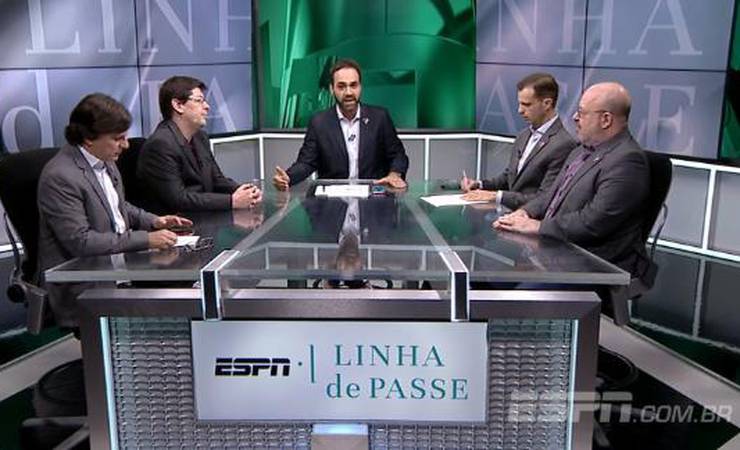 Presidente do Flamengo não aprova gritos de campeão: 'Só pode cantar no dia que for'