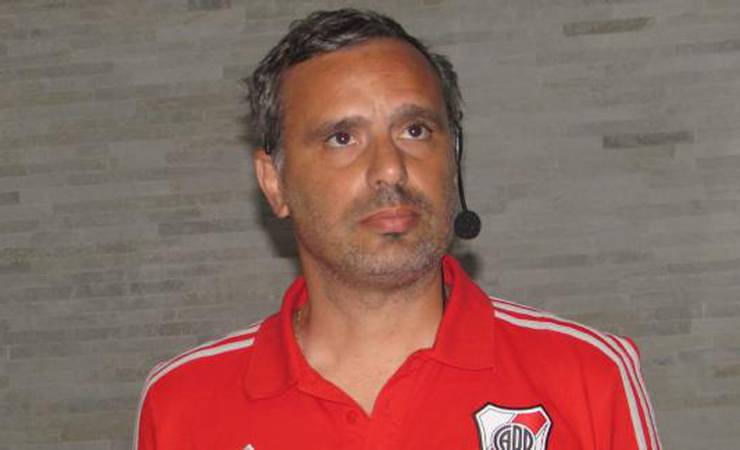 Flamengo: Diretor do River elogia 'trabalho de seleção' do clube, mas alerta: 'Ainda está em formação'