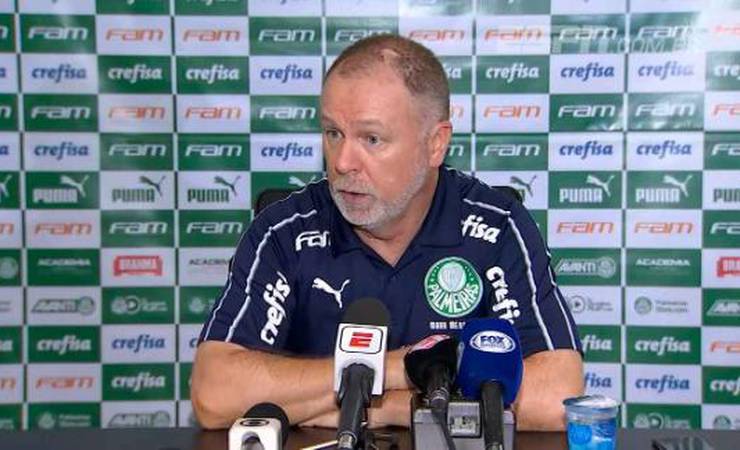 Mano vê 'pequenos erros' do Palmeiras e exalta Flamengo: "Sabemos interpretar as diferenças"