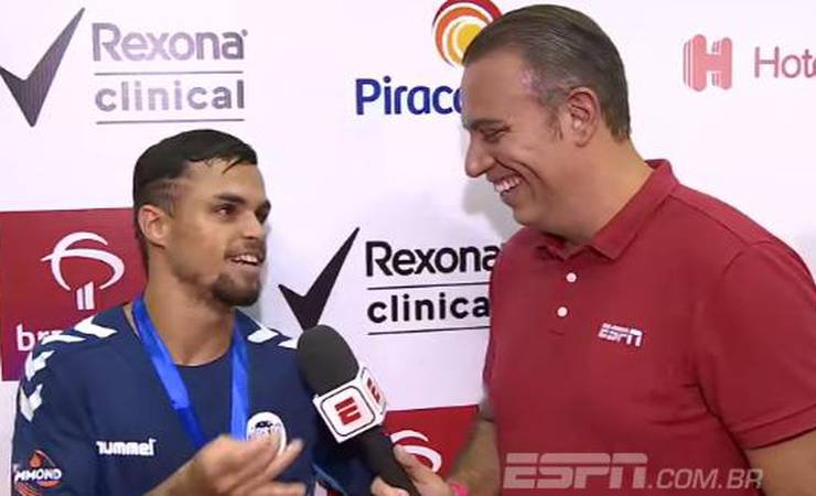 Michael: Goiás é pressionado a ceder e Corinthians confia que pode vencer concorrência