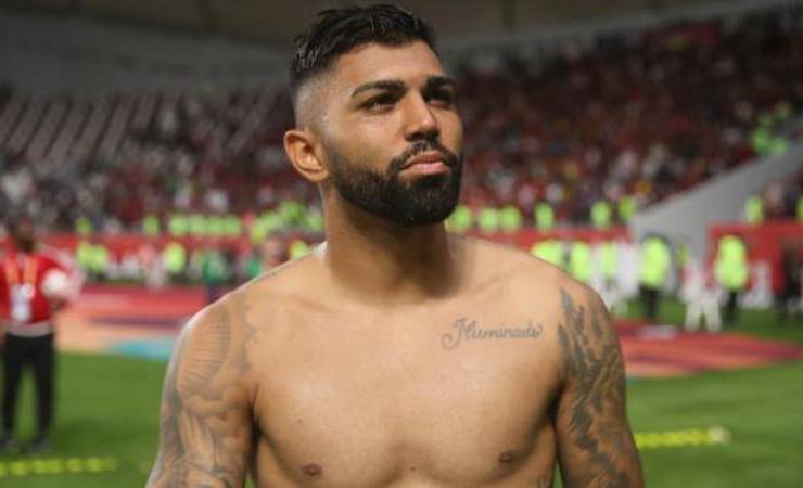Ex-meia do Flamengo, Ederson anuncia aposentadoria do futebol: 'Chegou a hora de parar'