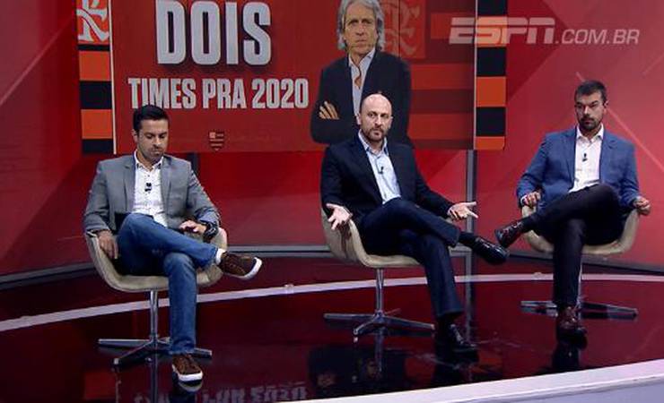Ex-Flamengo, Rhodolfo é anunciado pelo Coritiba