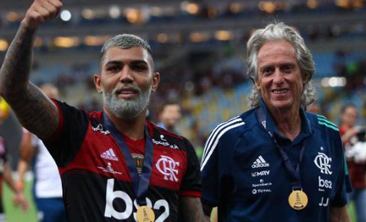 Flamengo: ex-técnico conta como Michael deixou 'fama de peladeiro' e drogas para ser elogiado por Jesus