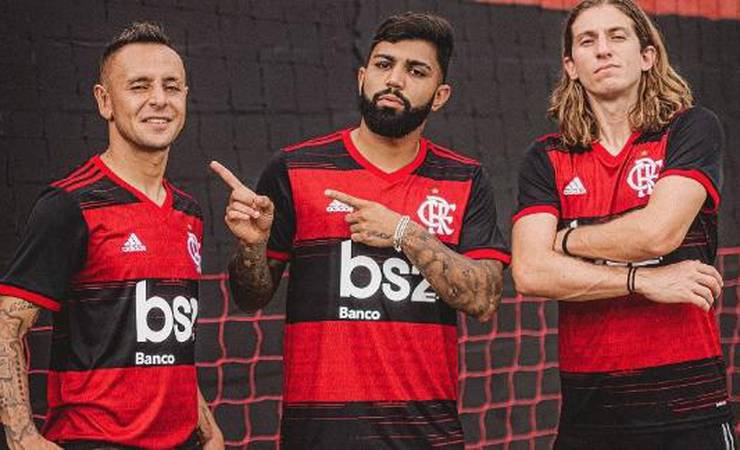 Flamengo relembra amistoso no Maracanã com Pelé e Zico juntos e goleada sobre o Atlético-MG
