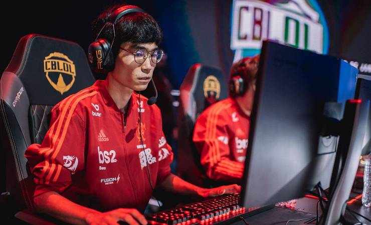 LoL: Em apenas três dias de bootcamp, Shrimp e Goku alcançam elo Mestre na Europa