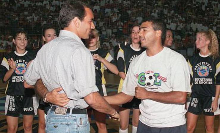 Romário volta a responder Edmundo, e dupla 'bad boys' renova rivalidade: 'Continua com essa babaquice'