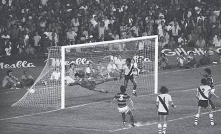 Há 42 anos, Rondinelli marcava o gol do título do Flamengo contra o Vasco no Carioca de 1978; relembre!