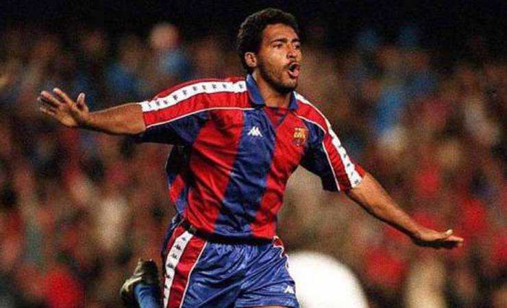 Relembre cinco golaços de Romário com a camisa do Barcelona