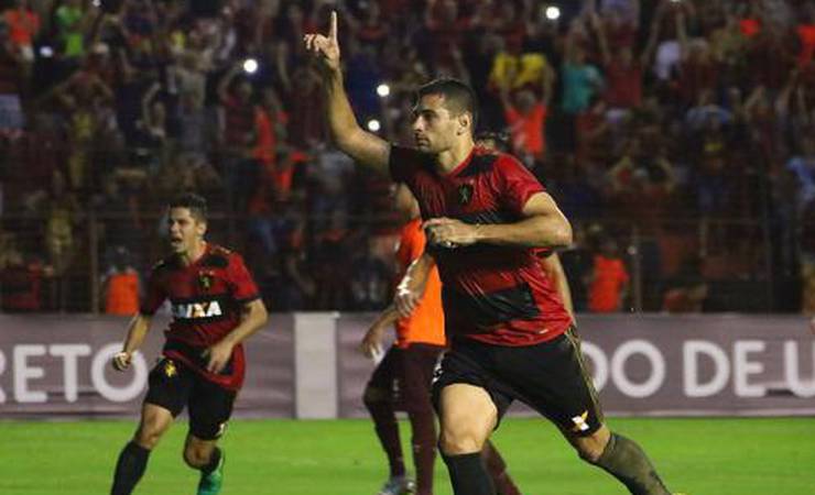 Diego Souza provoca o Flamengo e crava: '87 é do Sport'
