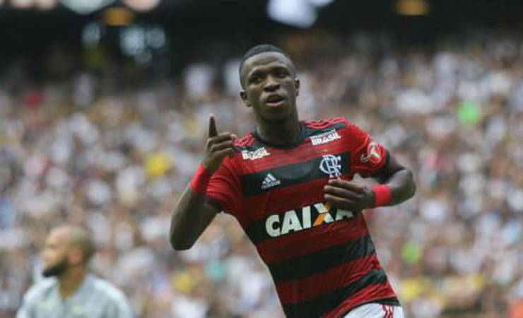 Vini Jr. revela idolatria por Adriano e relembra hexa do Flamengo: 'Maior memória da infância'