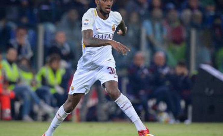Diretoria do Flamengo se reúne com a Roma e avança por Gerson
