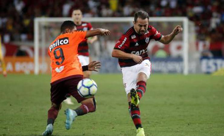 Alívio ou pressão: Fla enfrenta 'Dia D' contra reservas do Athletico-PR