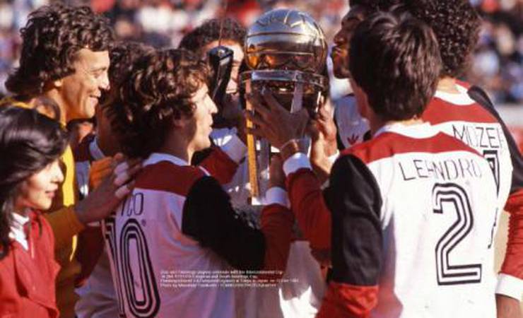 SporTV escala jogos clássicos do Flamengo de 1981 para competir com retorno do Campeonato Inglês