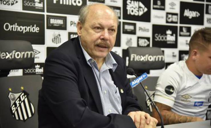 Presidente do Santos ataca o VAR: 'Se depender do VAR, o Fla será campeão'