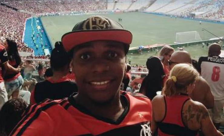 Dez anos do Hexa: Torcedor viralizou por 'Enem adiado' e lembra drama com a prova no dia do título do Fla