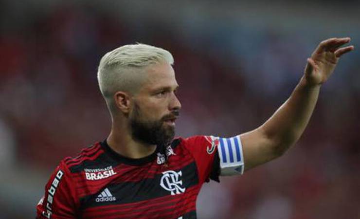 Participativo e eficiente, Diego é mais uma vez decisivo no Flamengo