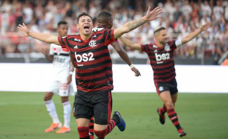 Veja quanto os clubes receberam com direitos de TV em 2018