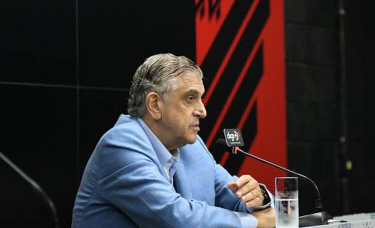 Mário Celso Petraglia ataca Flamengo e Rede Globo por divisão das cotas de TV: 'Flavorecimento'