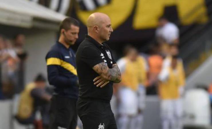 Flamengo procura Jorge Sampaoli, do Santos, mas ouve 'não'