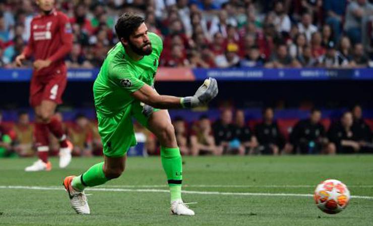 Alisson, sobre possível final com o Flamengo no Mundial: 'Vou trabalhar para que não tenha gol do Gabigol'