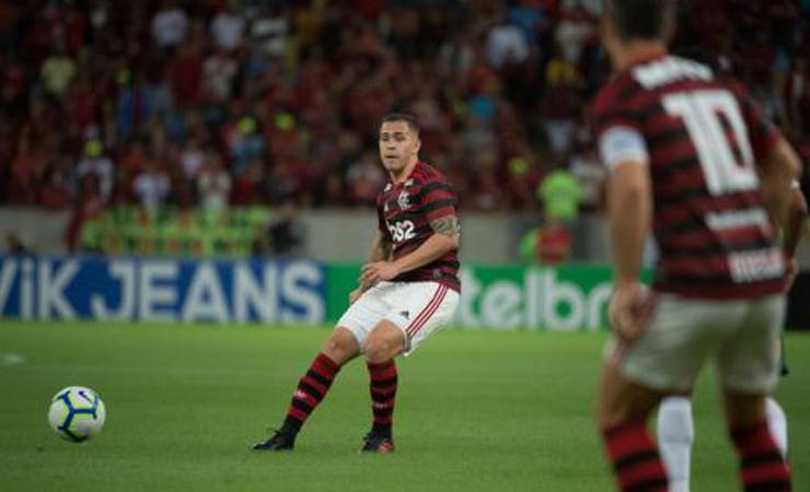 Piris celebra sequência no time titular e projeta parceria com Cuéllar