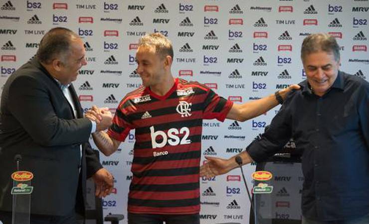 Crucial no acerto com Rafinha, Marcos Braz acumula 'vitórias' no cargo de VP do Fla