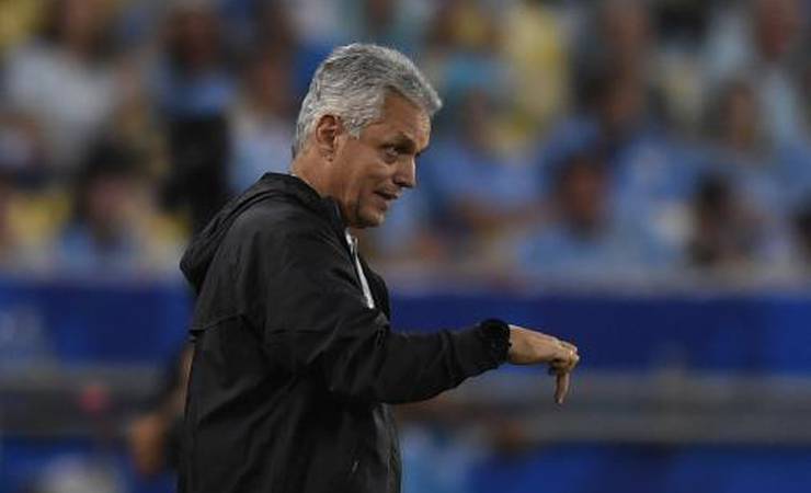 Ex-técnico do Flamengo e atualmente na seleção do Chile, Rueda fala da rotina durante quarentena
