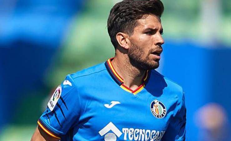 Presidente do Getafe confirma proposta do Flamengo por zagueiro
