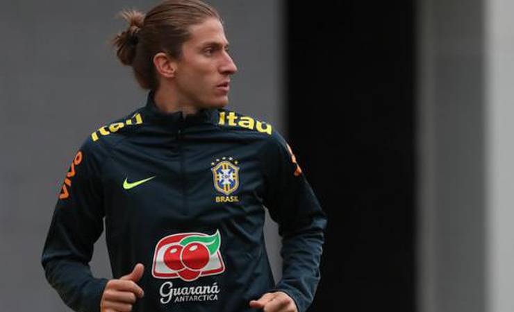 Dia D:  Flamengo aguarda resposta definitiva de Filipe Luís nesta quinta