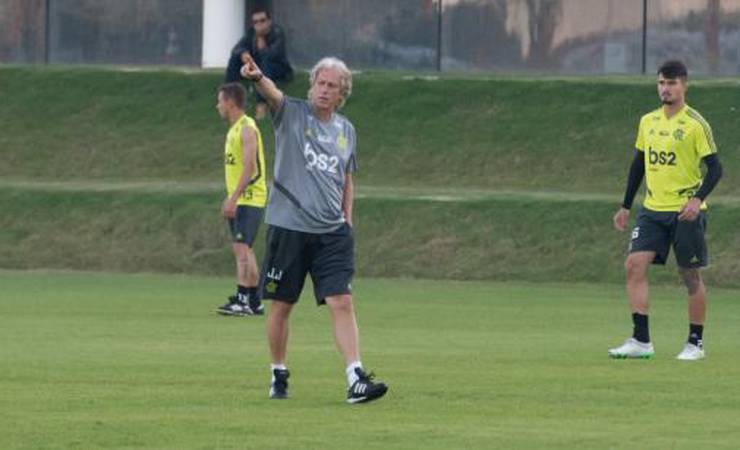Jogo às 11h pouco muda rotina no Fla; Tannure elogia troca com Jorge Jesus