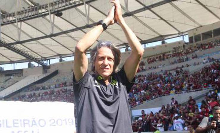 Para mudar de vez o astral, Flamengo reencontra o Athletico em 'decisão'