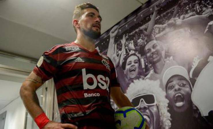 Cerebral e em alta, Arrascaeta vê Jesus apontar fator a ser aprimorado