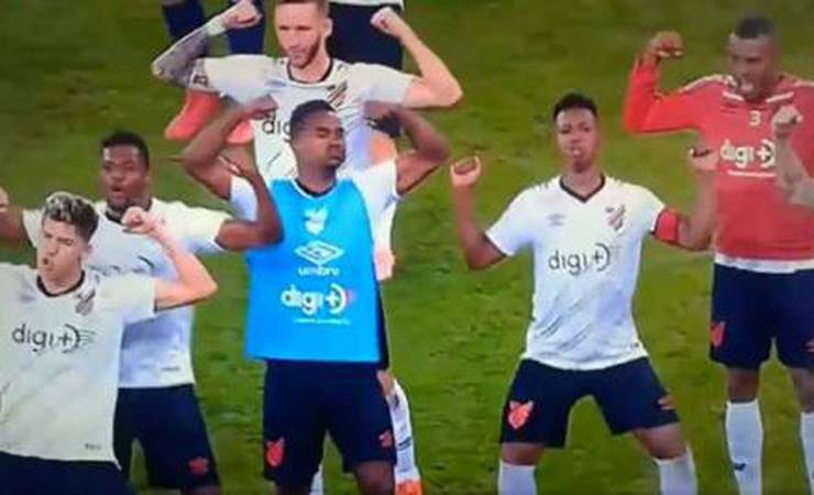 Jogadores do Furacão zoam Gabigol e 'cheirinho' após classificação