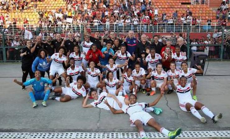 Veja a situação dos principais times do Brasil no futebol feminino