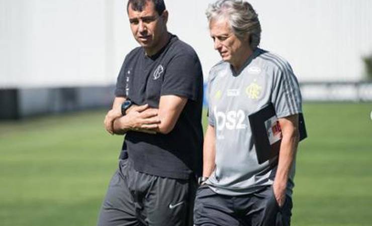 Carille apresenta CT do Timão para Jorge Jesus treinar time do Flamengo