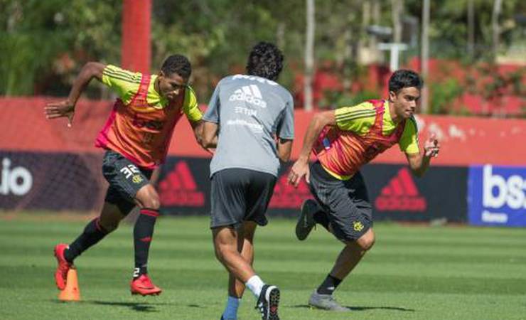 Reinier se reapresenta e Flamengo encerra preparação para o clássico