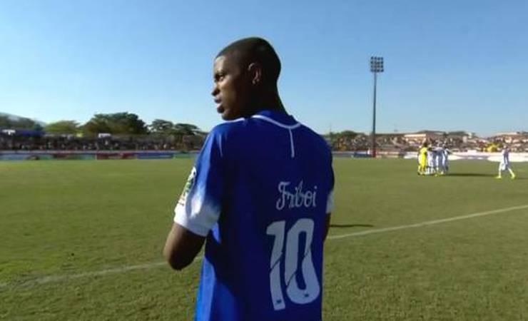 Ronald, artilheiro da Taça das Favelas, realizará teste no Flamengo