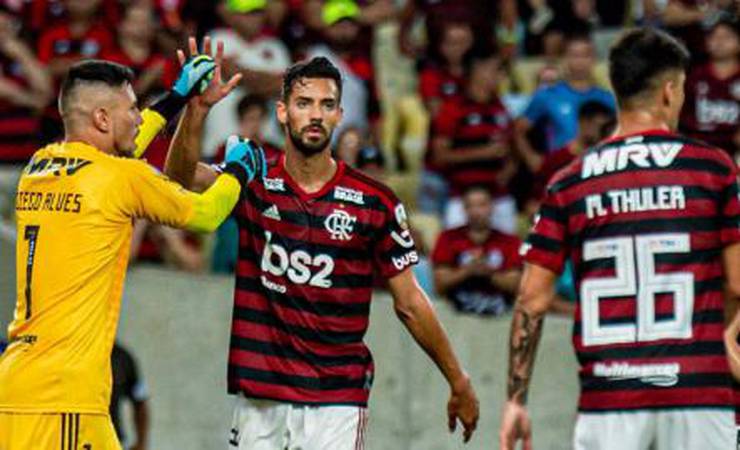 'Impecáveis': Thuler e Marí alcançam marca que zaga titular não conseguiu